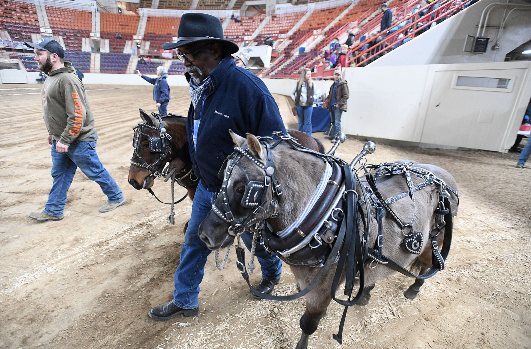 Farm Show 9